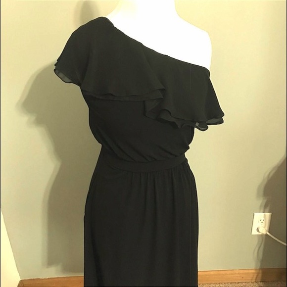 White House Black Market Dresses & Skirts - White House Black Market One Shoulder Dress Size 6